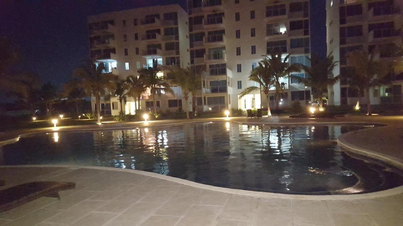Playa Blanca Coral Park Apartment Exterior photo